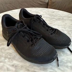 Black Under Armour Sneaker, Women’s Size 11
